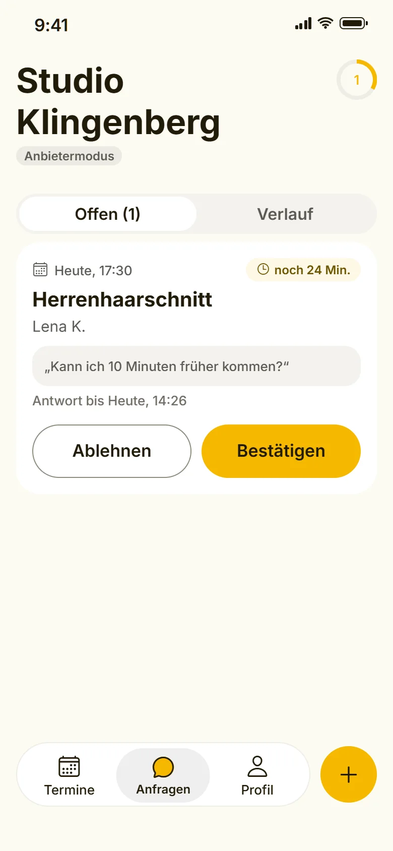 App-Screen Anfragen im Anbietermodus: eine offene Anfrage von Lena K. für den Herrenhaarschnitt heute um 17:30, Antwort bis heute 14:26, noch 24 Minuten, und den Buttons Ablehnen und Bestätigen